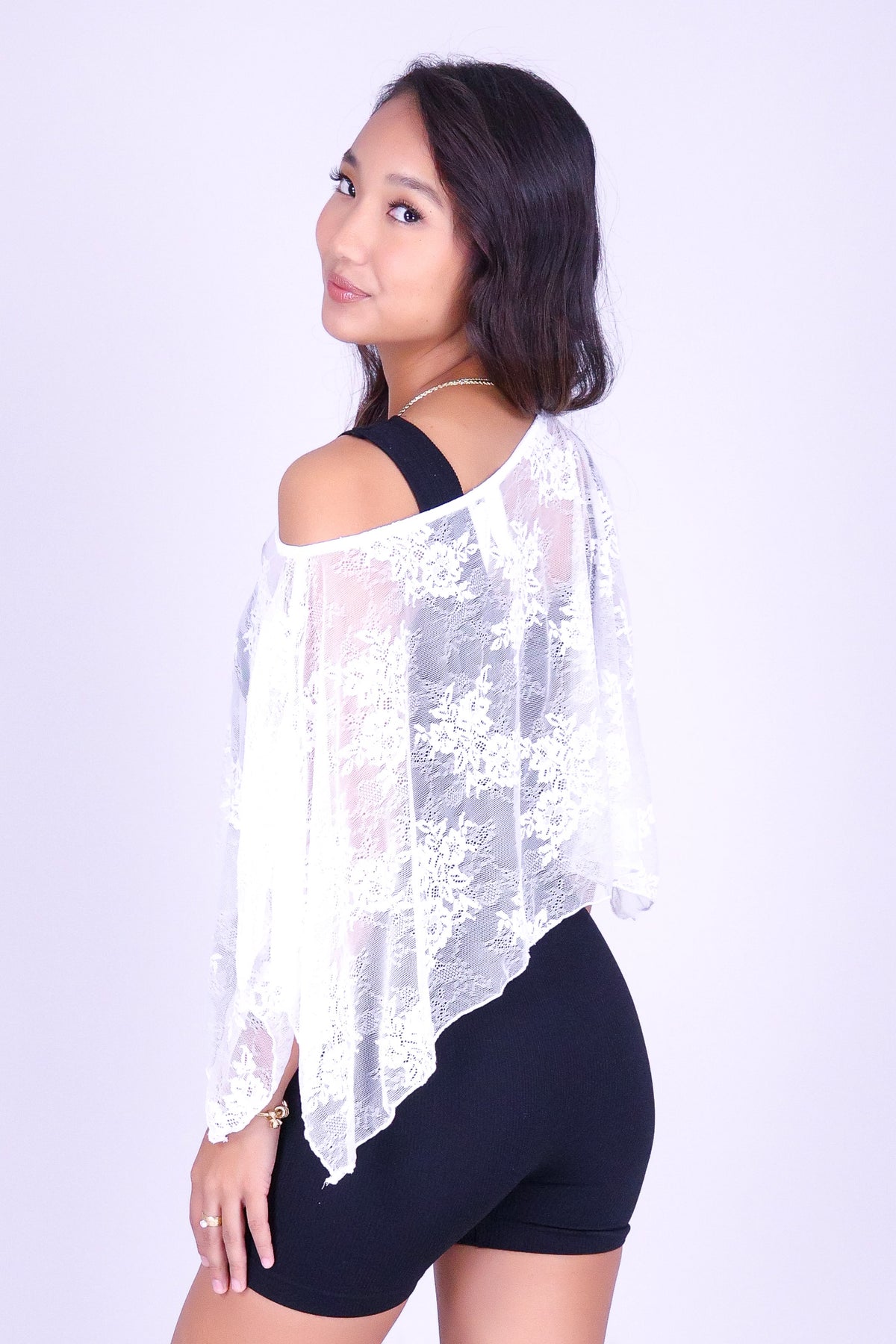 THINGS WE KEEP LACE PONCHO