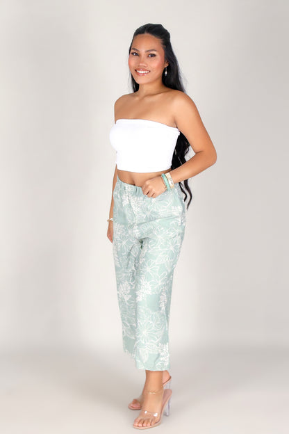 POLISHED IN PETALS CAPRI'S