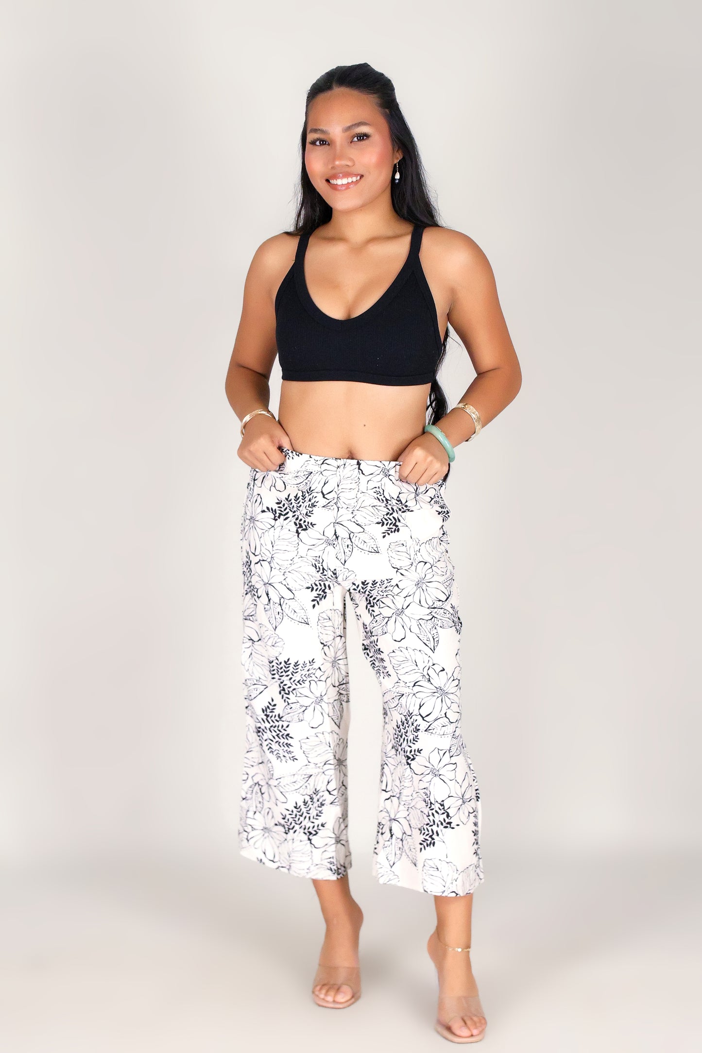 POLISHED IN PETALS CAPRI'S