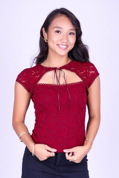 TRACES OF YOU LACE TOP