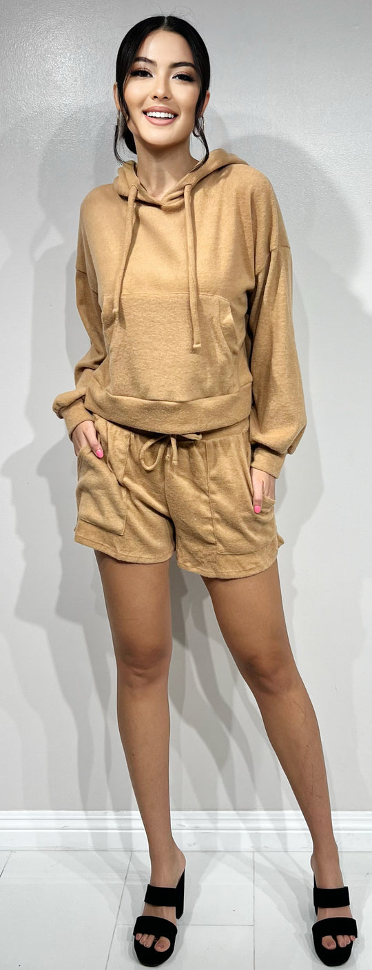 DRAWSTRING SHORTS WITH POCKETS