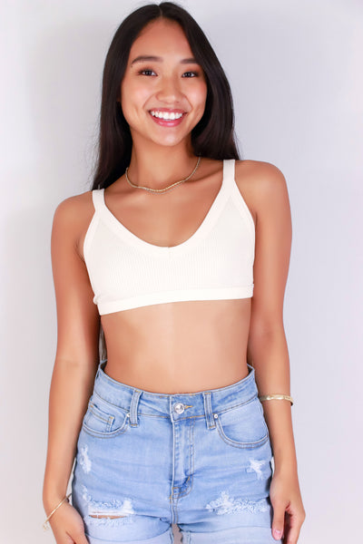 Jeans Warehouse Hawaii - TANK/TUBE SOLID BASIC - BARELY THERE BRALETTE | By ANWND