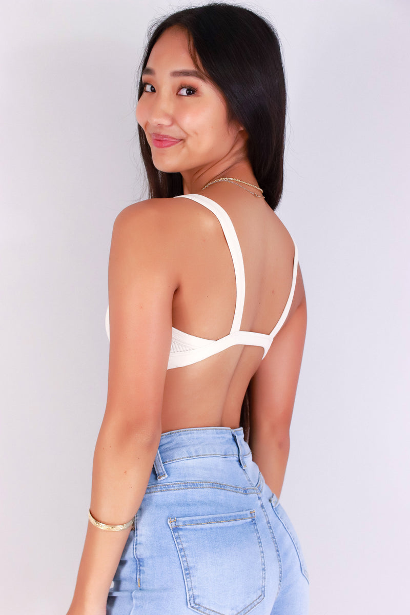 Jeans Warehouse Hawaii - TANK/TUBE SOLID BASIC - BARELY THERE BRALETTE | By ANWND