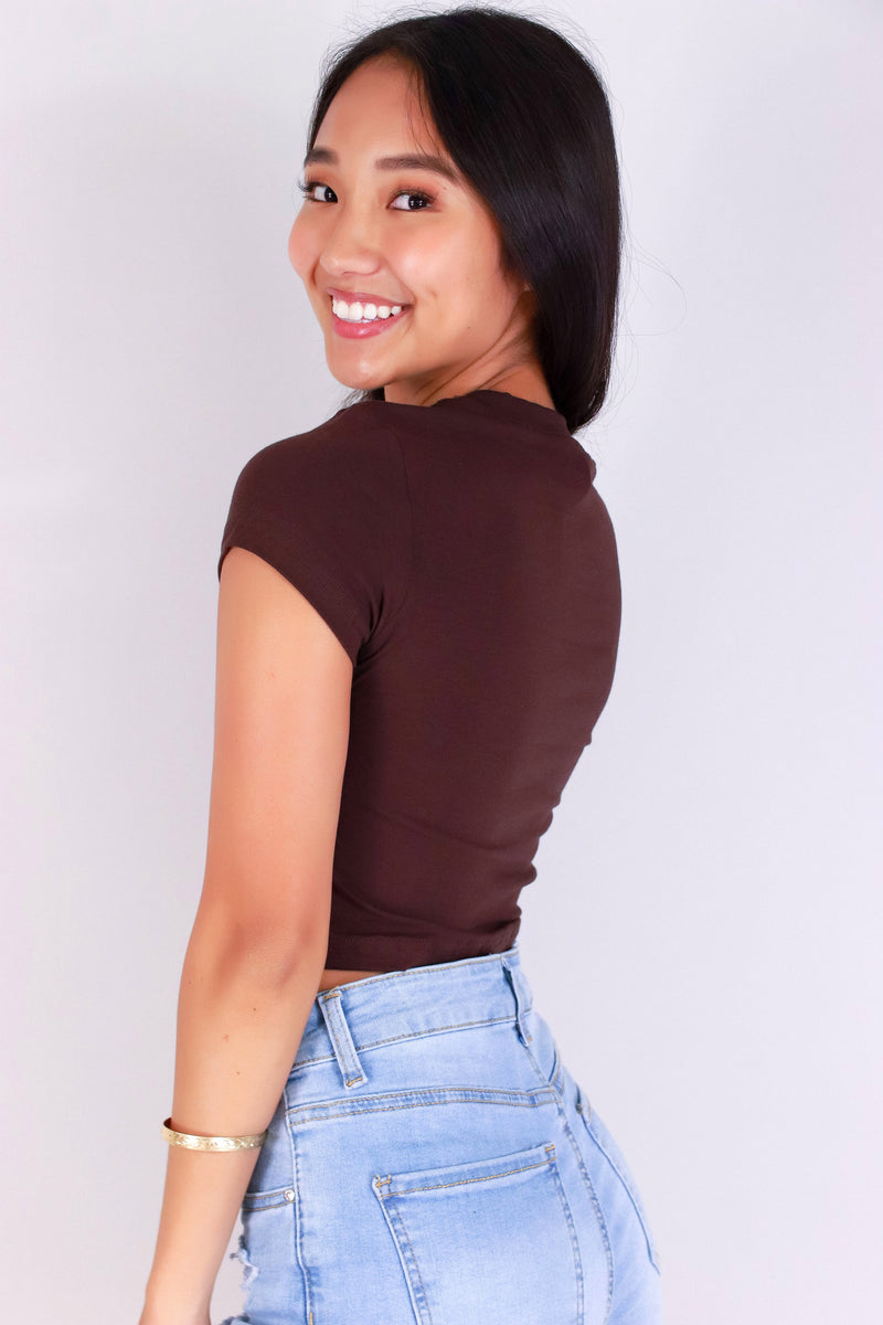 Jeans Warehouse Hawaii - S/S SOLID BASIC - PART OF THE CREW TOP | By ROSIO