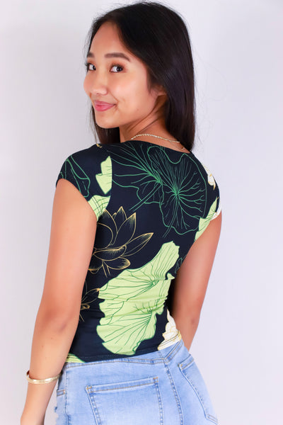 Jeans Warehouse Hawaii - SS PRINT - WATER LILY SQUARE NECK TOP | By LUZ
