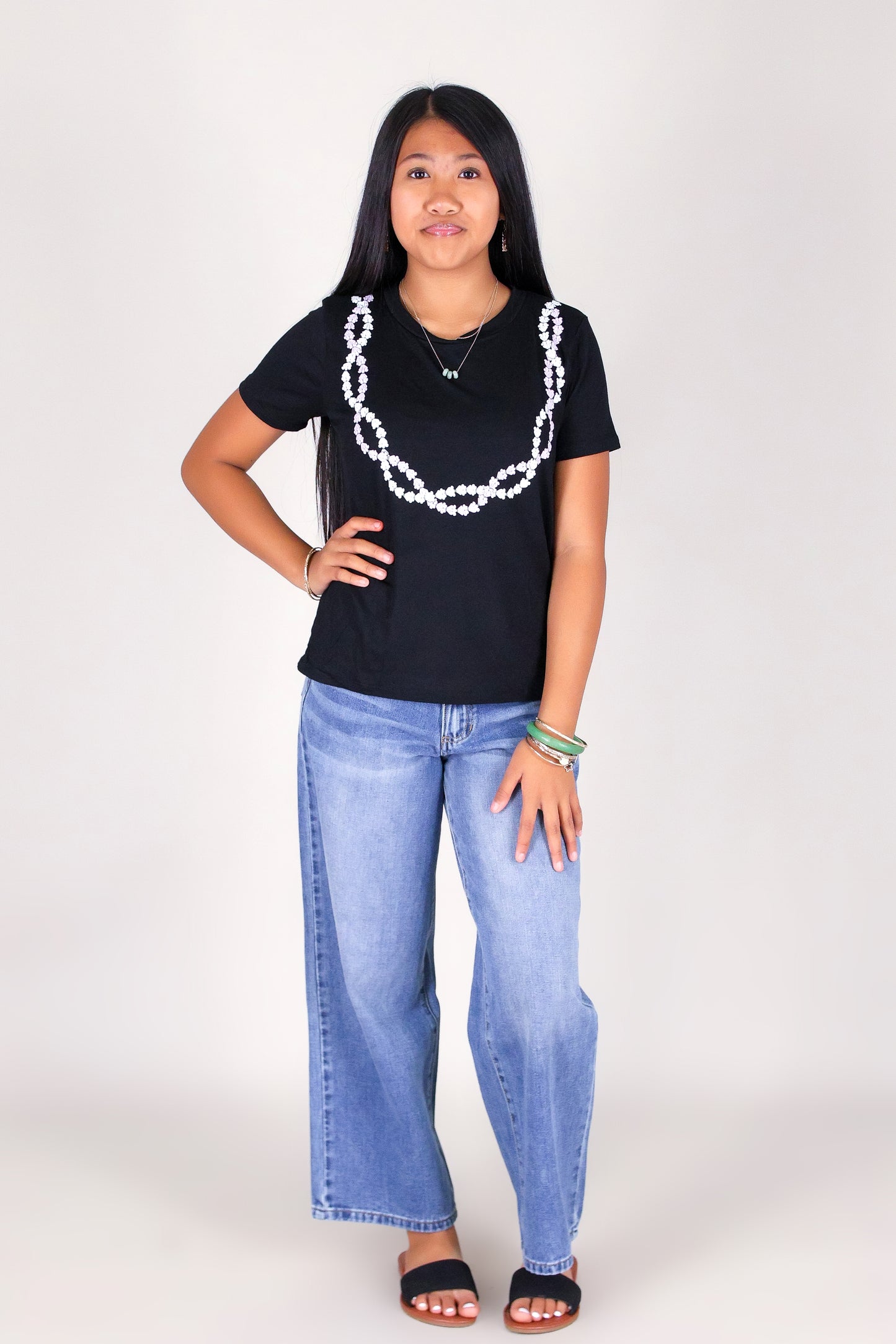 CROWN FLOWER TWIST LEI TEE | KIDS SIZE 2-16