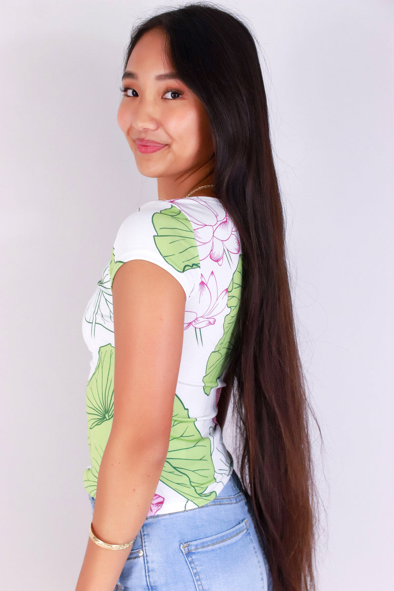 Jeans Warehouse Hawaii - SS PRINT - WATER LILY SQUARE NECK TOP | By LUZ