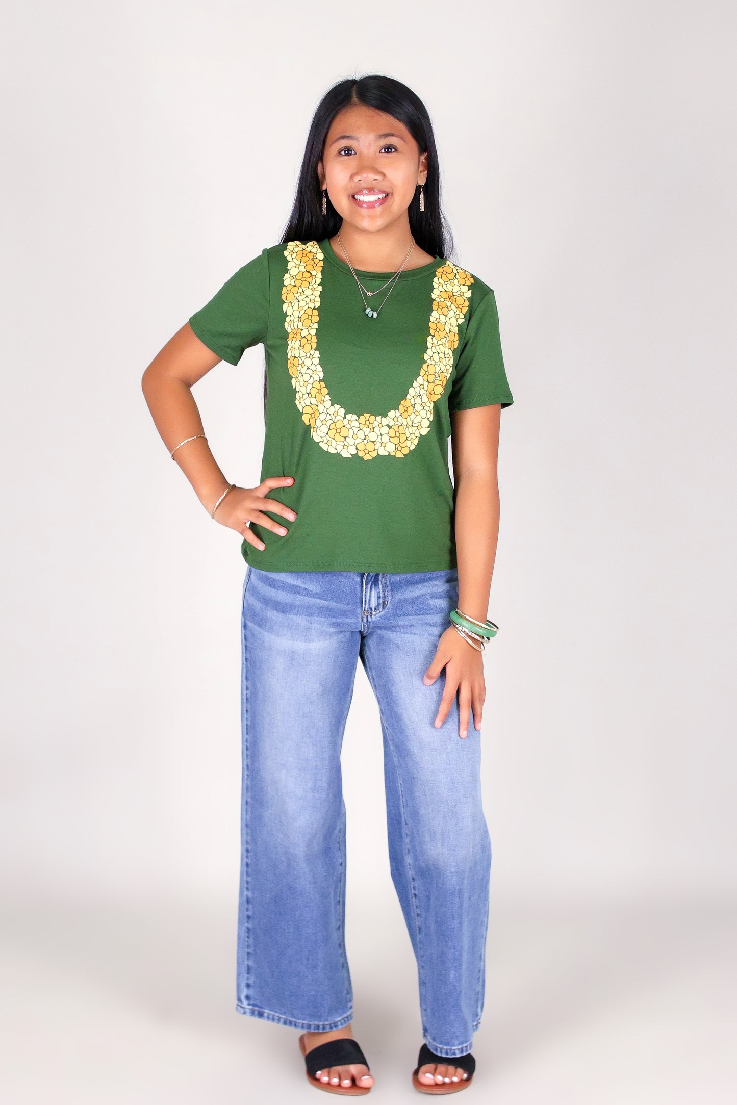 CLUSTERED PUAKENIKENI LEI TEE | KIDS SIZE 2-16
