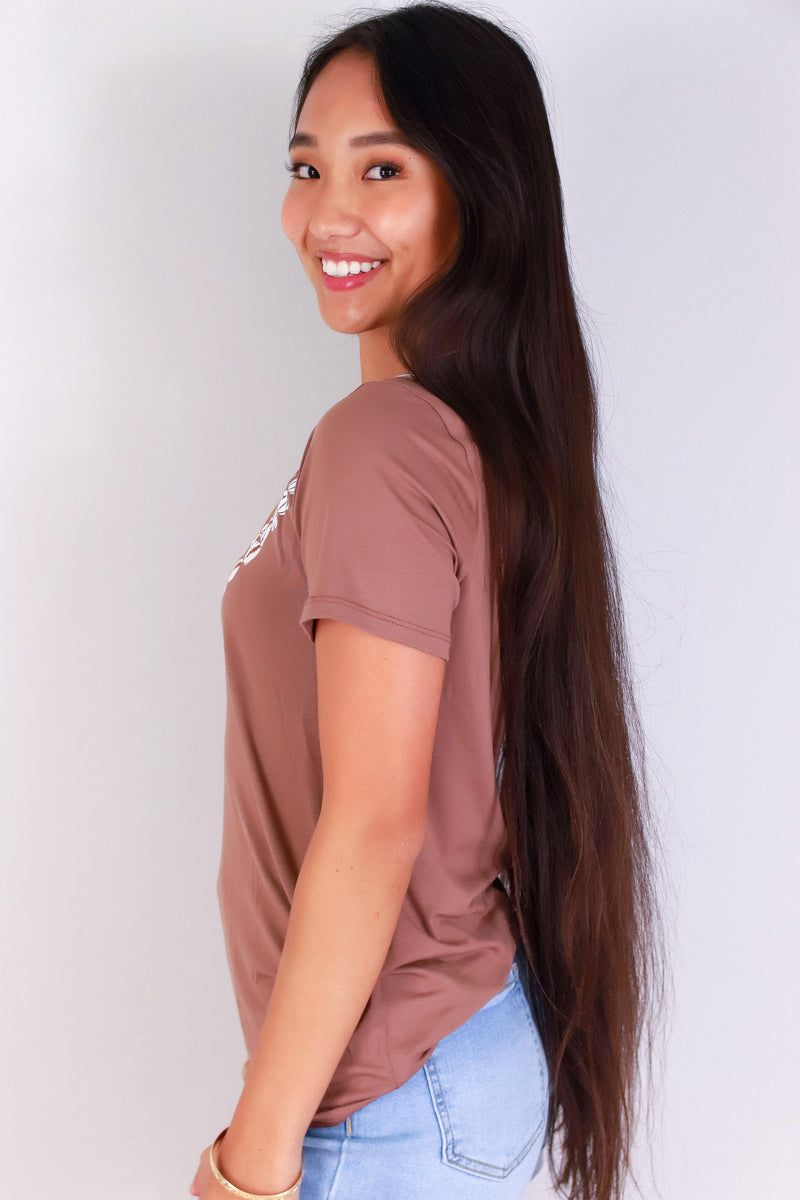Jeans Warehouse Hawaii - S/S SCREEN - SHELL CROWN FLOWER LEI TEE | By LUZ