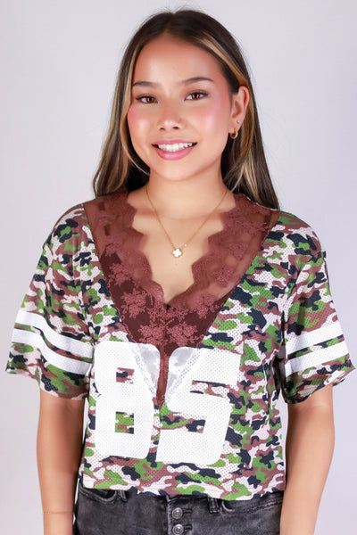 Jeans Warehouse Hawaii - S/S PRINT WOVEN CASUAL TOPS - 85 LACE JERSEY CAMO TOP | By TOP CHIC