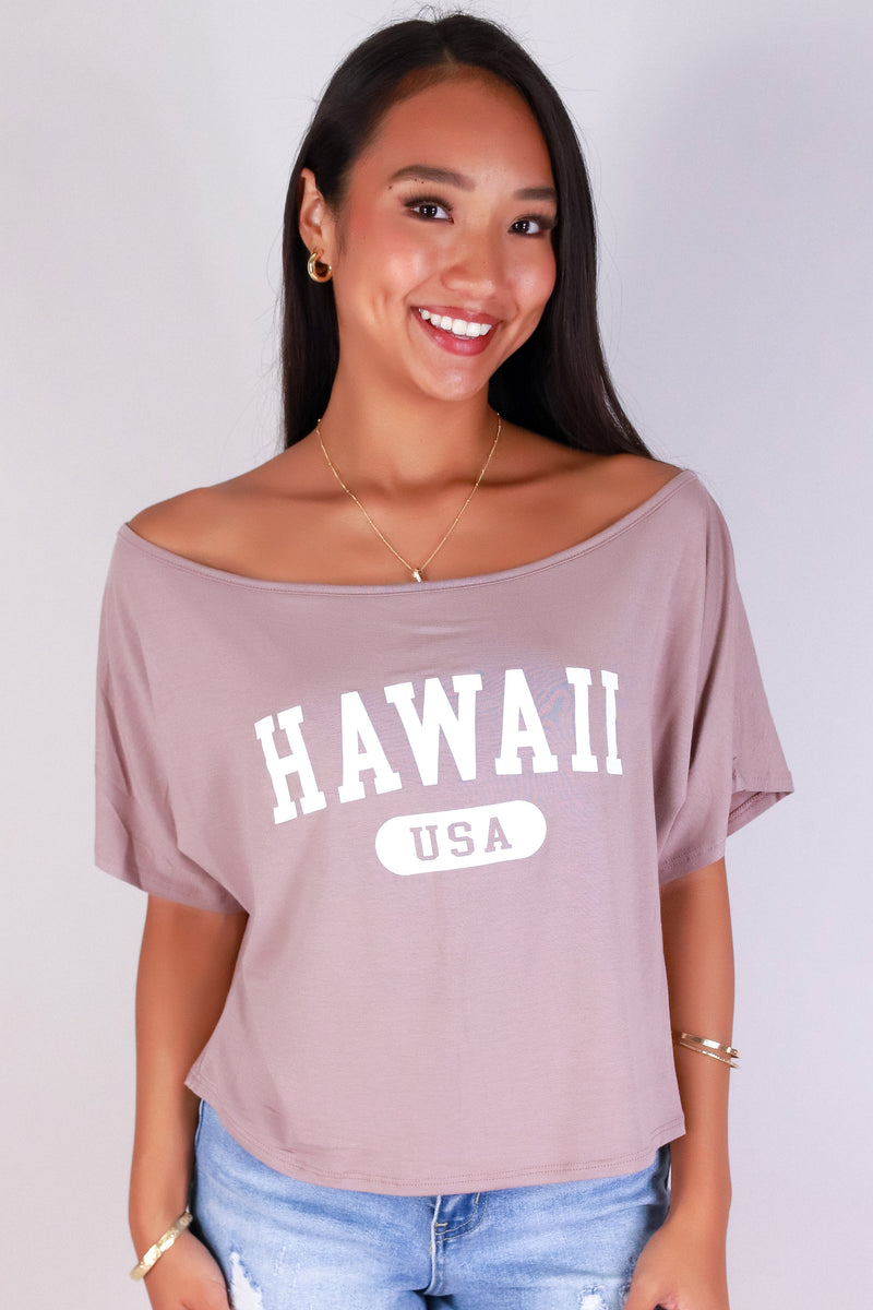Jeans Warehouse Hawaii - S/S SCREEN - HAWAII USA OFF SHOULDER TOP | By LUZ