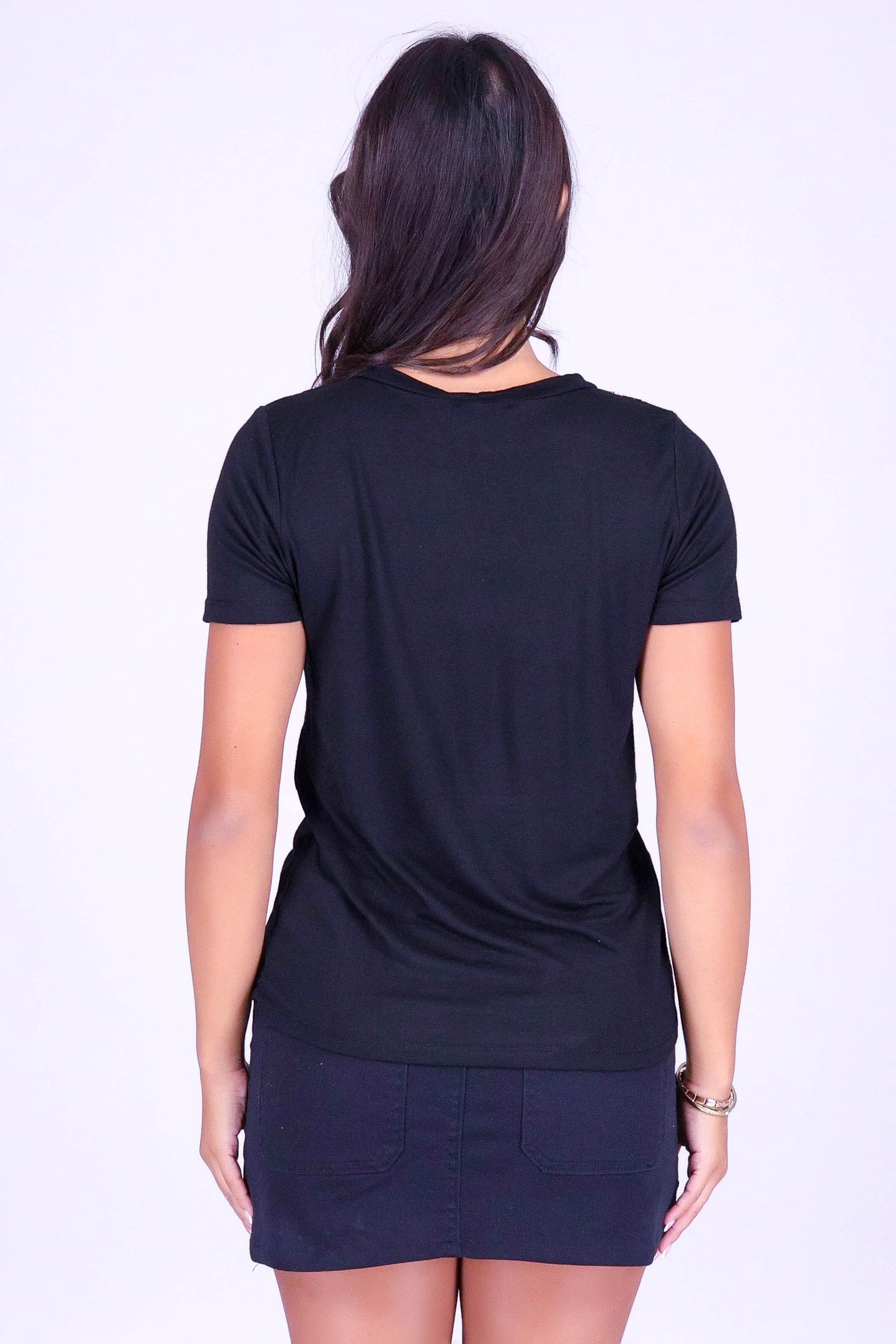 INTERTWINED LEI TEE