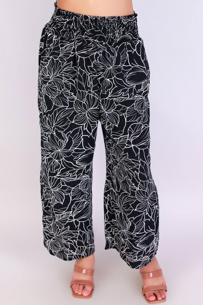 Jeans Warehouse Hawaii - PRINT WOVEN CAPRI'S - WILDFLOWER WAVES CAPRI PANTS | By PAPERMOON/ B_ENVIED