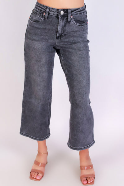 Jeans Warehouse Hawaii - DENIM CAPRIS - BELLA CAPRI JEANS | By YMI JEANS