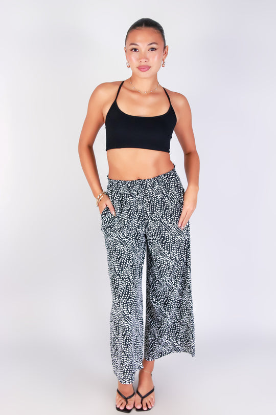 SPOT ON STYLE CAPRI'S