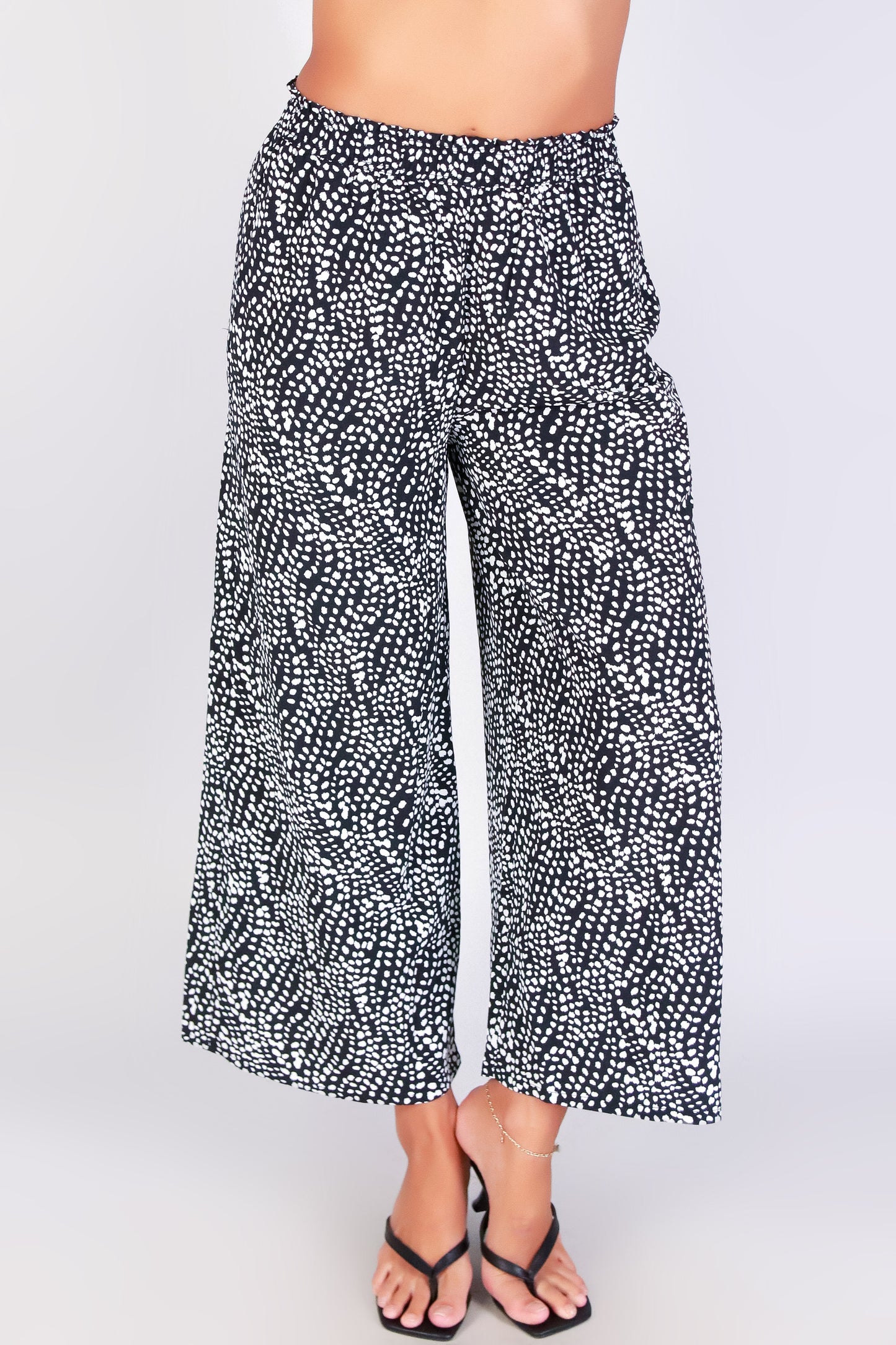SPOT ON STYLE CAPRI'S