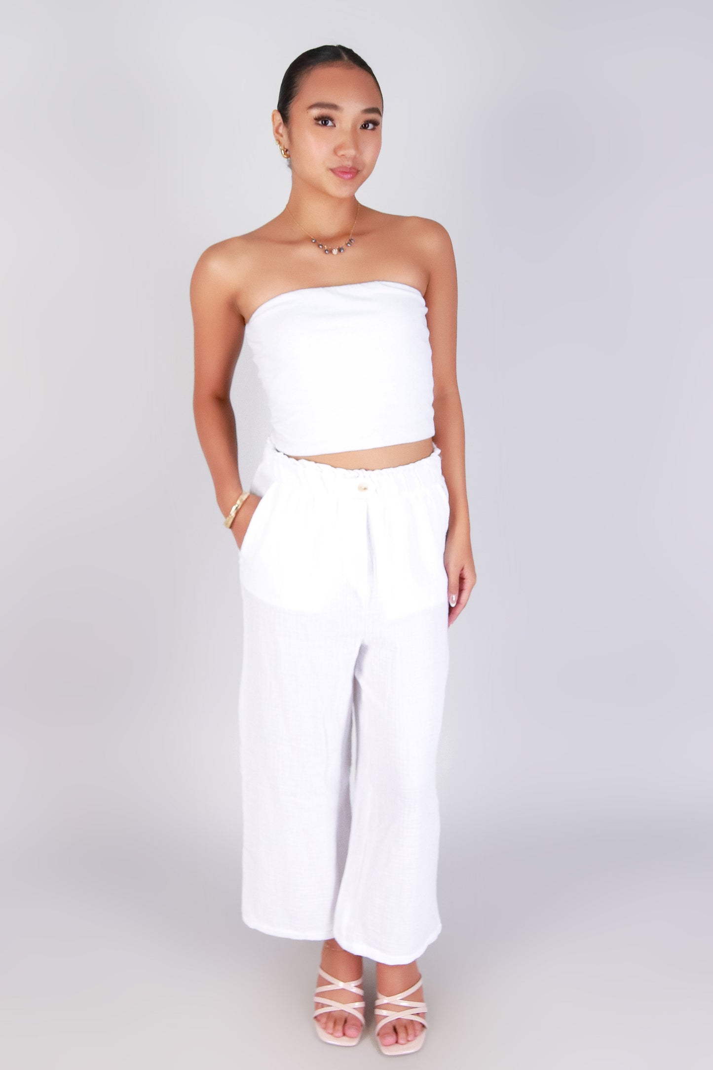 THE SOFT EDIT CAPRI'S