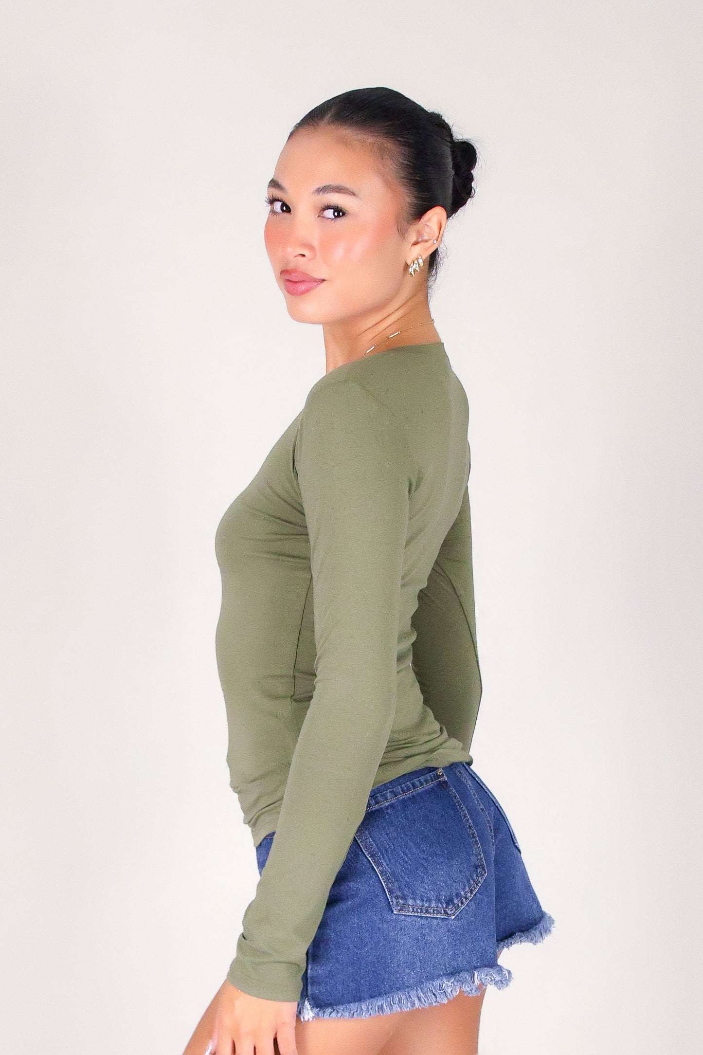 HOLD THAT THOUGHT LONG SLEEVE TOP