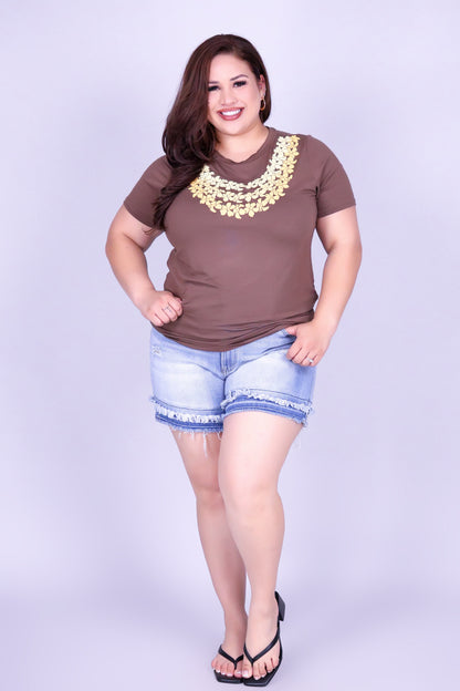 MULTI PUAKENIKENI LEI TEE