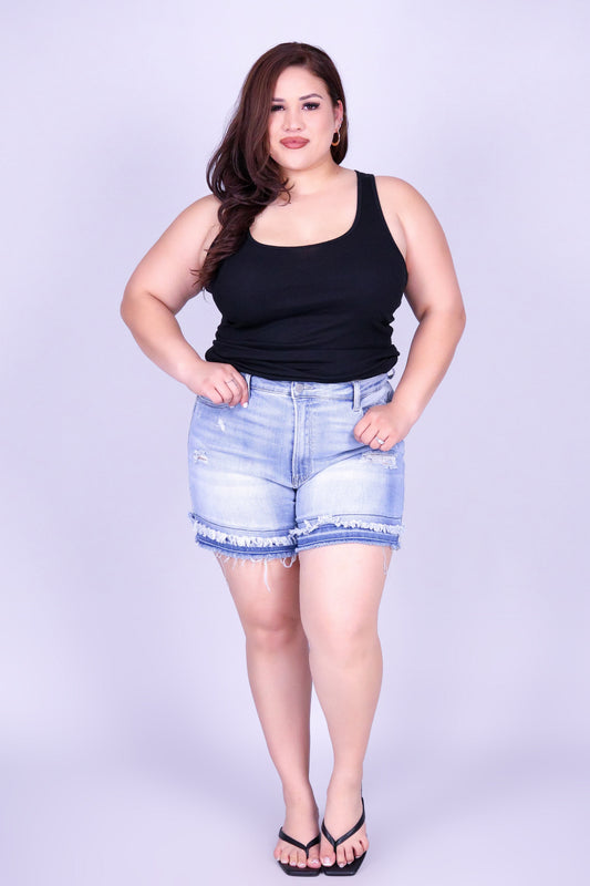 WEEKEND WASH DENIM SHORTS
