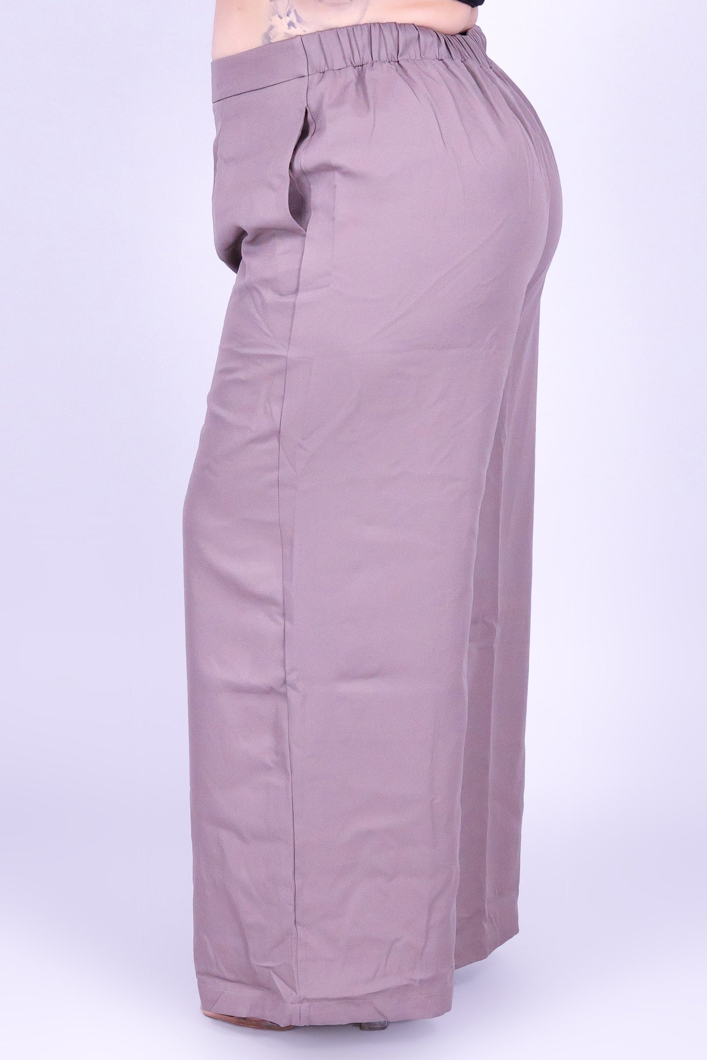 OWN THE ROOM DRESSY PANTS