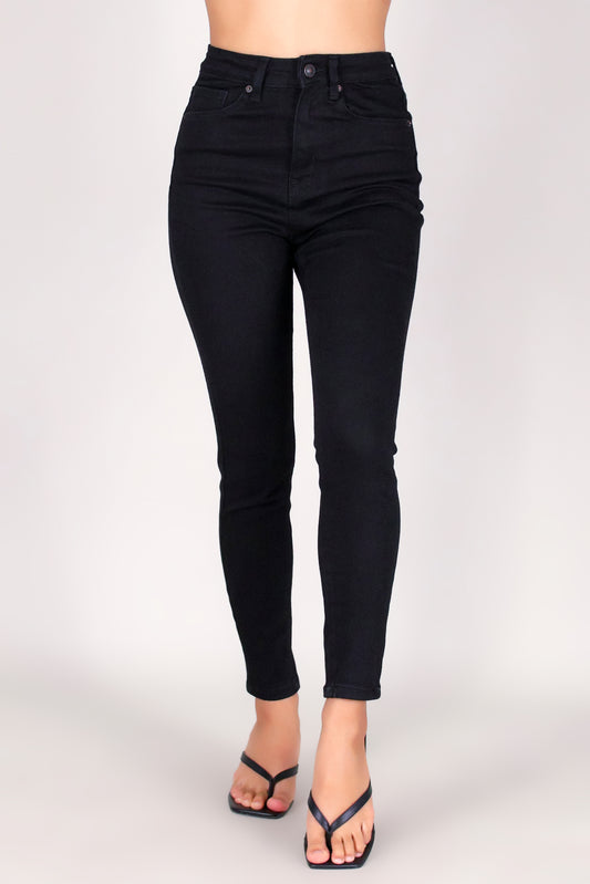 OWN THE FIT SKINNY JEANS