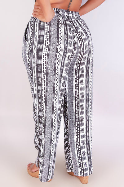 Jeans Warehouse Hawaii - PLUS PRINT WOVEN CAPRI'S - VIBE TRIBE PANTS | By YMI JEANS