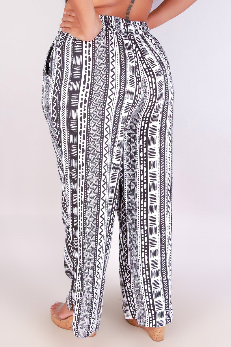 Jeans Warehouse Hawaii - PLUS PRINT WOVEN CAPRI&