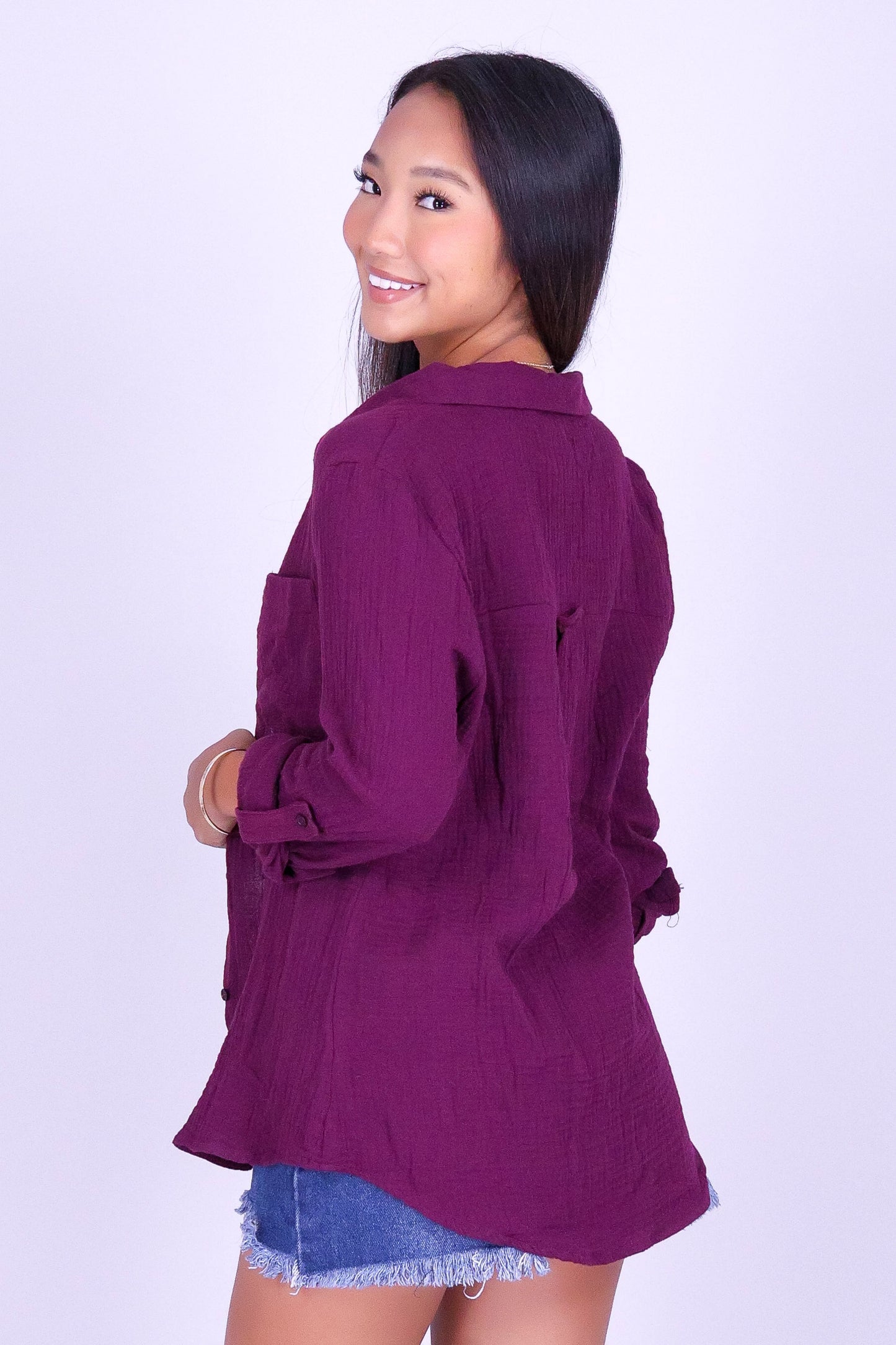 BREEZY BUTTON-DOWN TOP