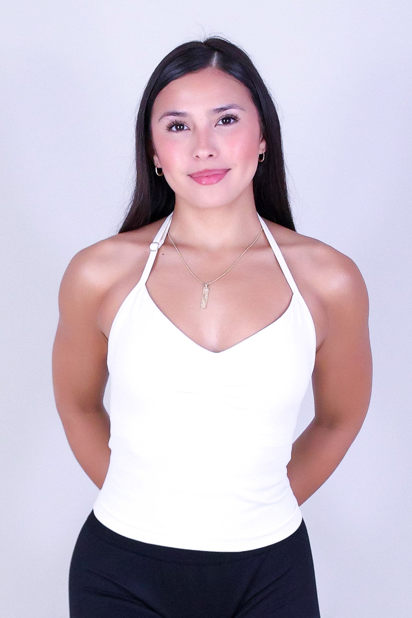 PRETTY FIT HALTER TOP