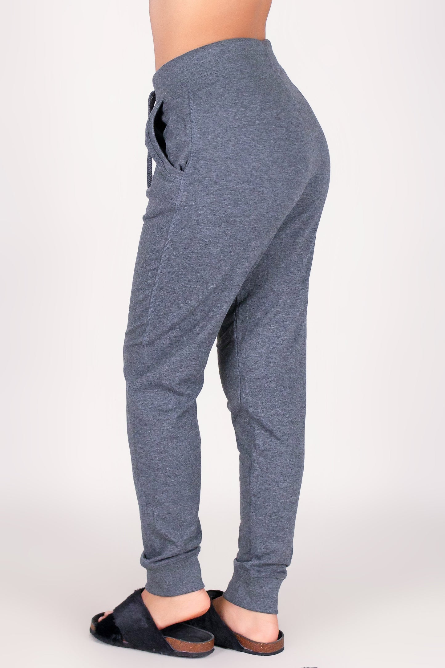 MOVE DIFFERENT JOGGER