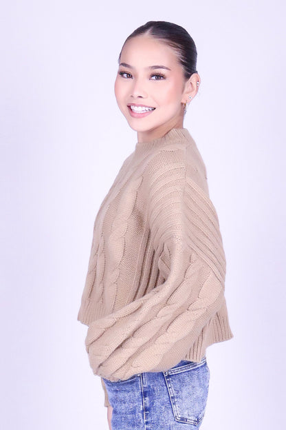 COZY RETREAT SWEATER