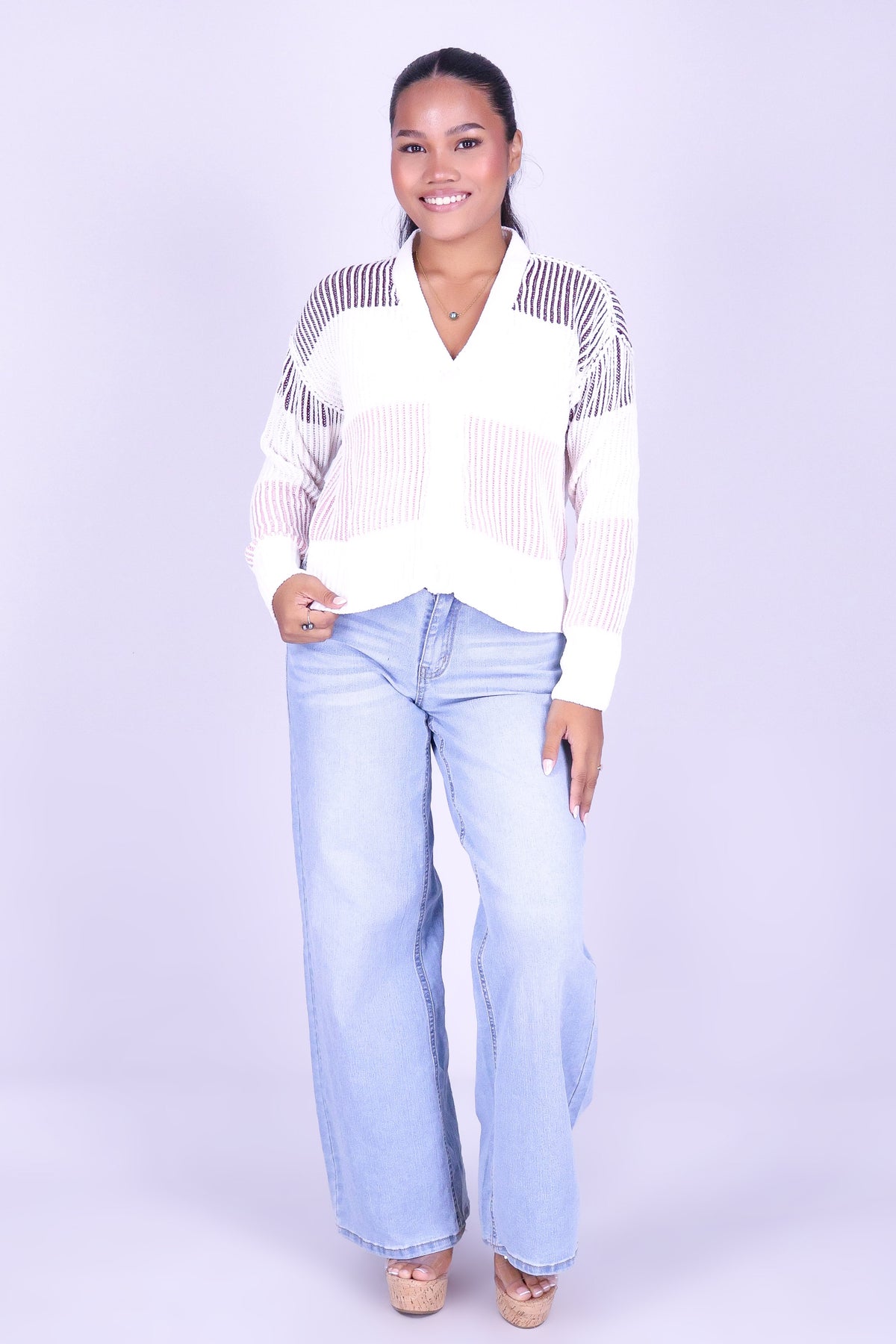 DELICATE MOMENTS CARDIGAN