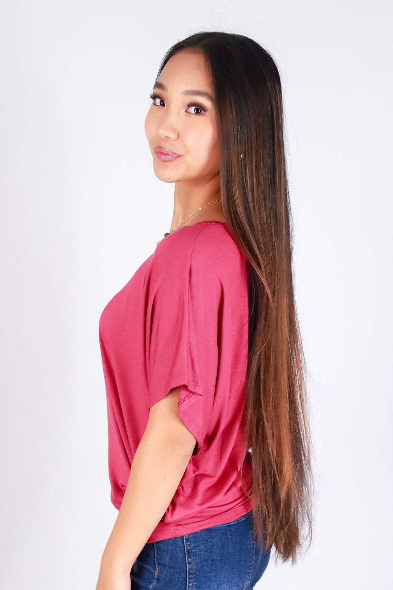 CALLING OUT DOLMAN TOP