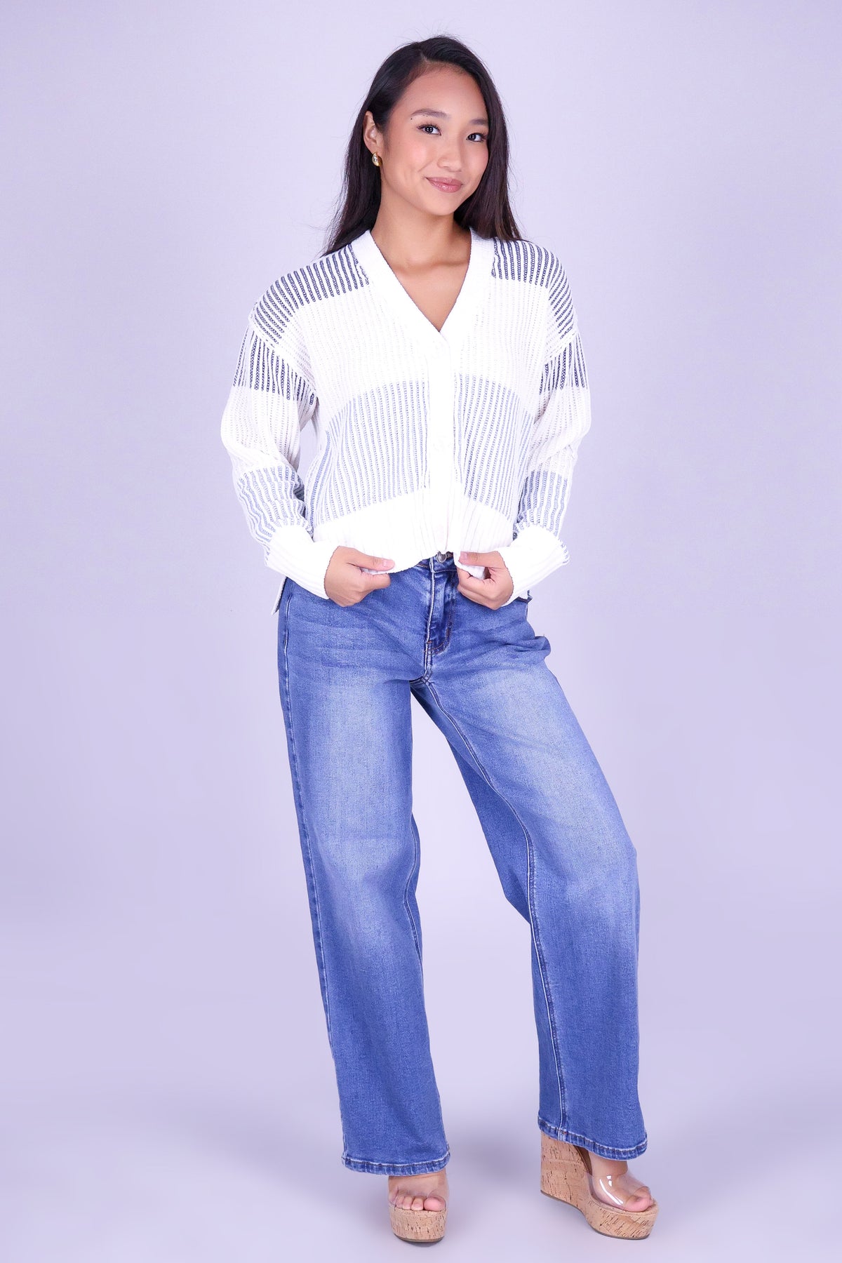 DELICATE MOMENTS CARDIGAN