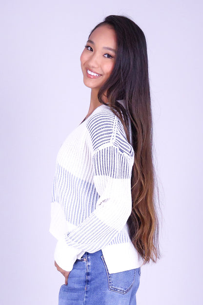 DELICATE MOMENTS CARDIGAN