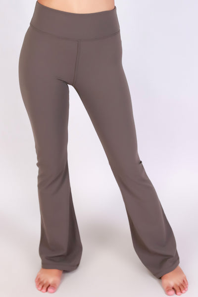 Jeans Warehouse Hawaii - SOLID KNIT PANTS - FLEX & FLARE PANTS | By ACTIVE USA