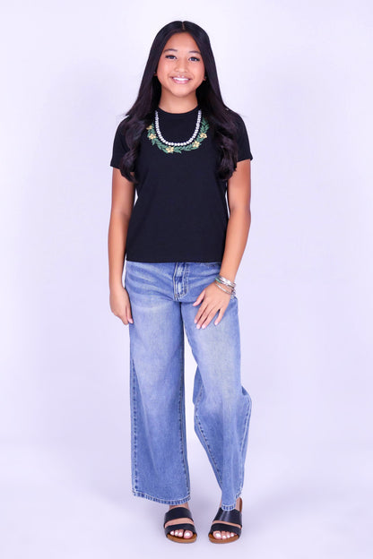 MAILE PUAKENIKENI PIKAKE OVERSIZED LEI TEE | KIDS SIZE 4-14