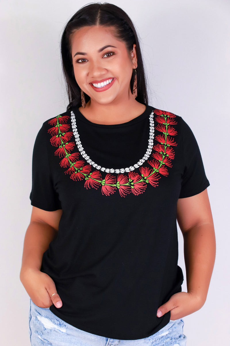 Jeans Warehouse Hawaii - PLUS S/S SCREENS - OHIA LEHUA LEI TEE | By LUZ