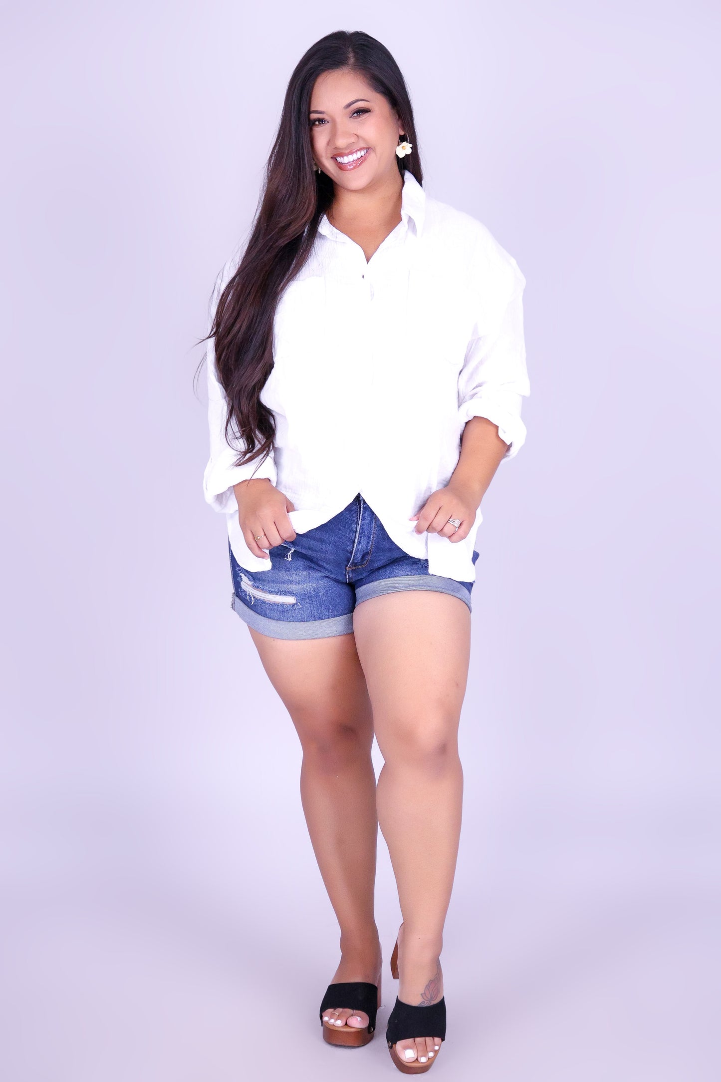 KEEP IT GOING BUTTON-DOWN TOP