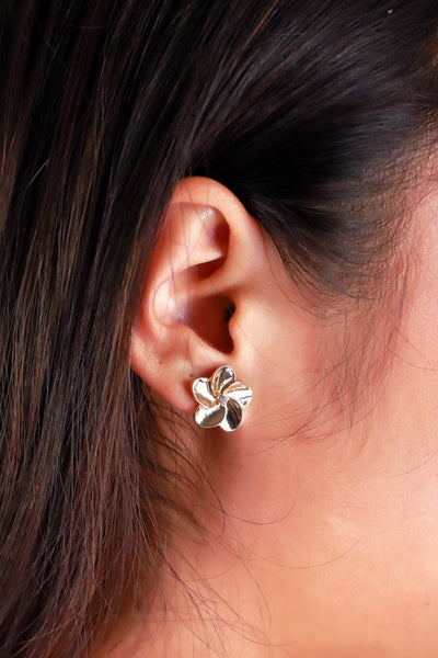 Jeans Warehouse Hawaii - DANGLE - PETAL CHARM | By PRINCE CO