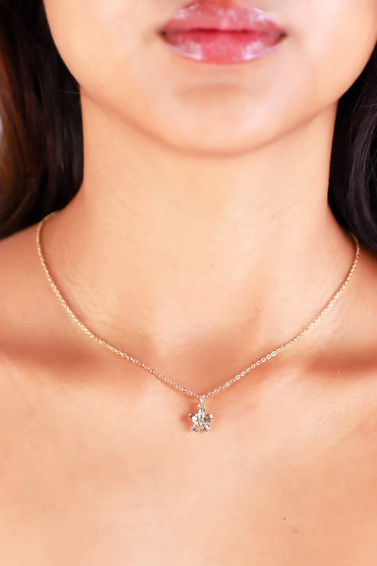 TINY HIBISCUS NECKLACE
