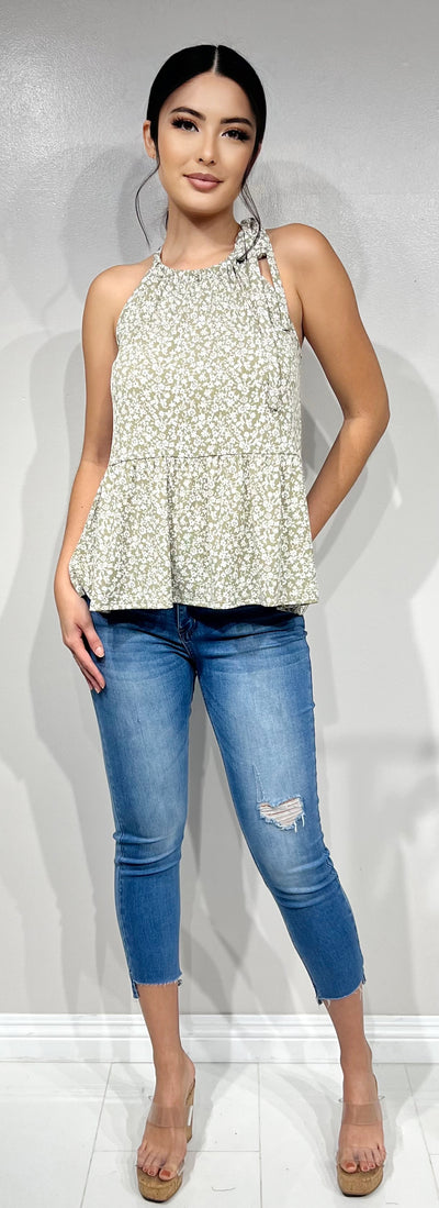Jeans Warehouse Hawaii - PRINT S/L KNIT TOPS - HIGH NECK DITSY PRINT TOP | By GILLI