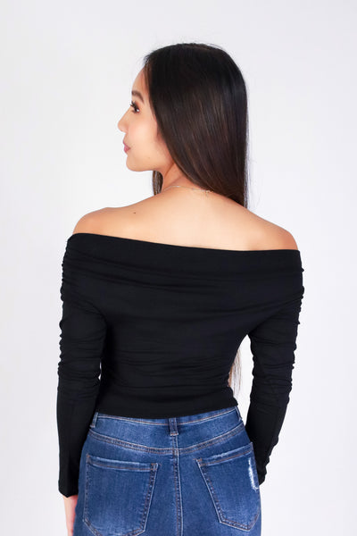 GLOW MOMENT OFF SHOULDER TOP