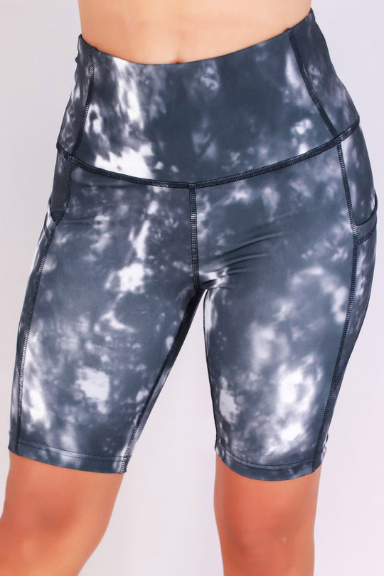 FLOW & DYE BIKE SHORTS