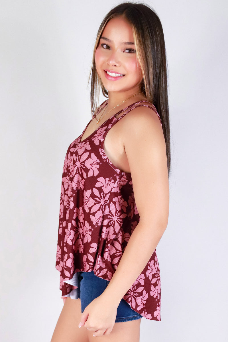 Jeans Warehouse Hawaii - SL PRINT - HIBISCUS QUILT TOP | By LUZ