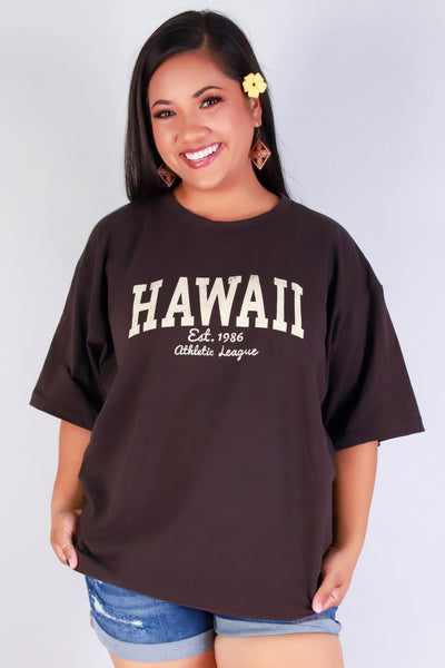 Jeans Warehouse Hawaii - PLUS S/S SCREENS - HAWAII OVERSIZED COLLEGE TEE | By ROCK & ROSE BY CHERIE