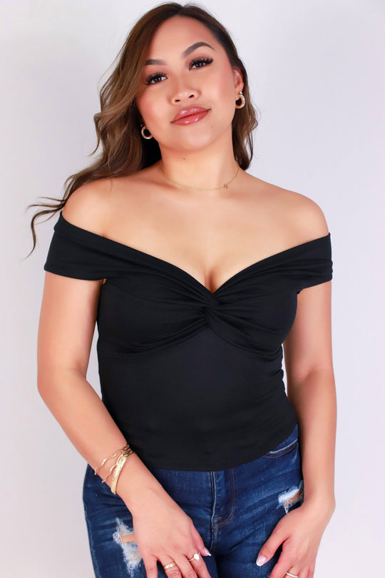 UPTOWN GLOW OFF-SHOULDER TOP