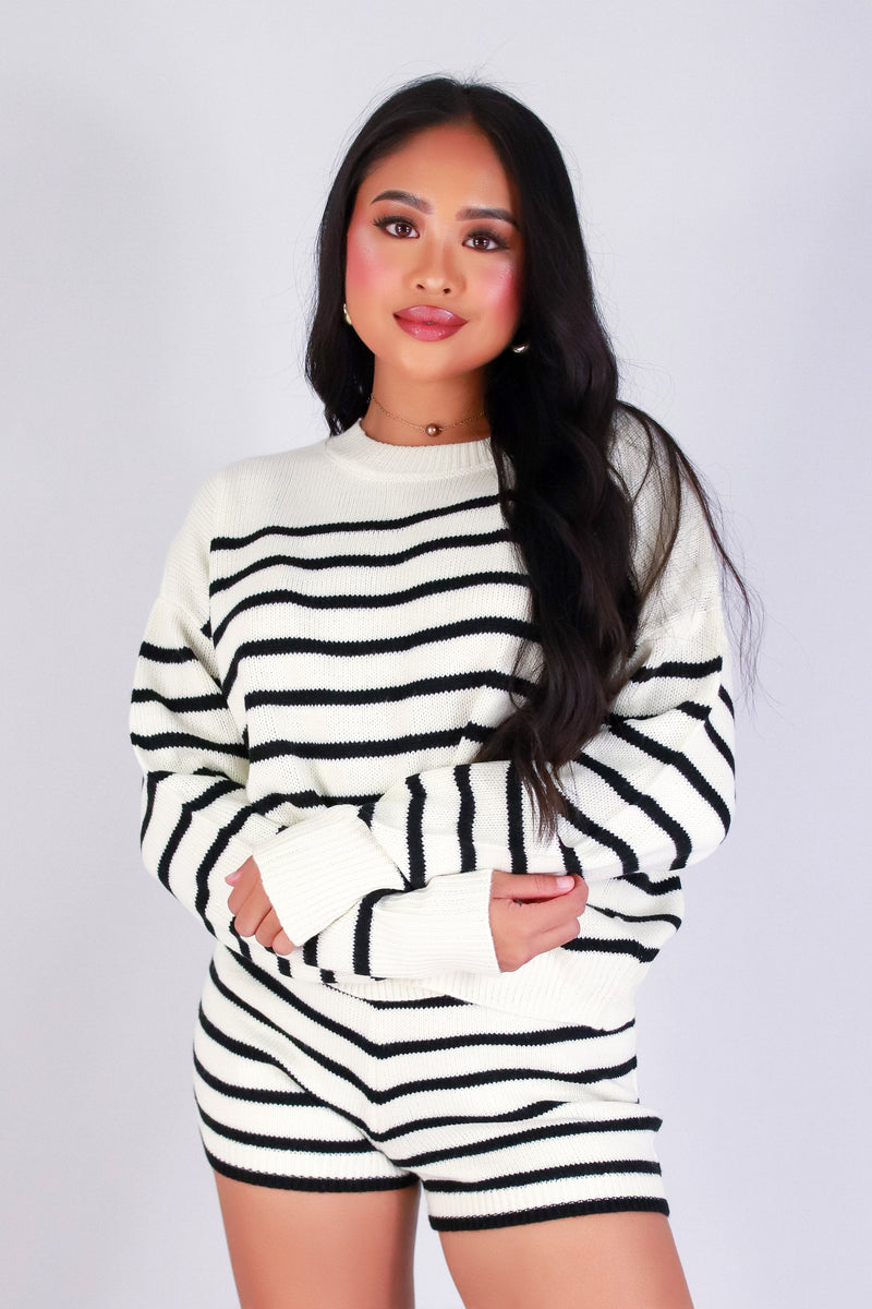 STREET SWEETHEART SWEATER