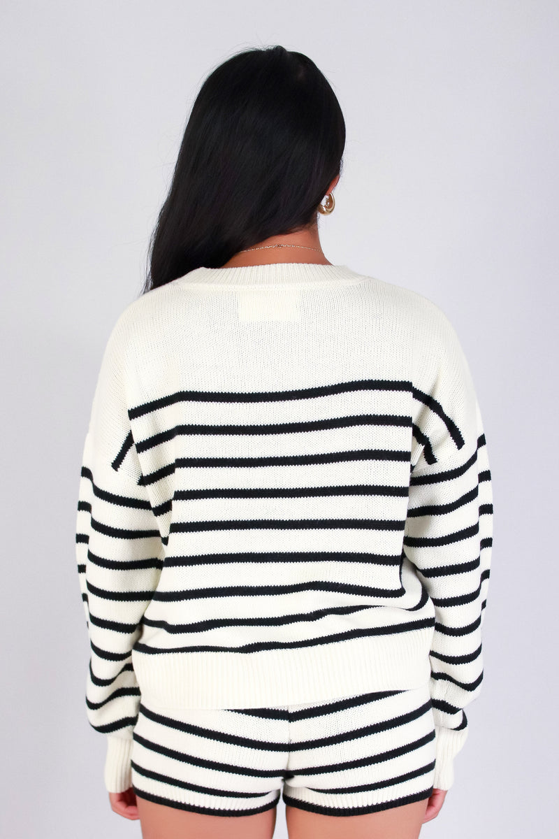 STREET SWEETHEART SWEATER